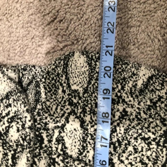 Rebecca Taylor Black and White Snake Skin Print Knit Blazer Size 4 - Picture 9 of 9